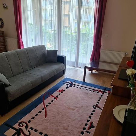 Comfortable Apartment! Прага Екстериор снимка